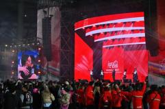 Milano-Cortina, parte il viaggio della Fiamma Olimpica, Coca-cola accende Roma tra sport e musica