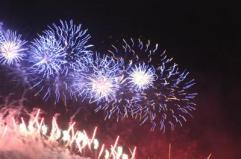 Capodanno e bambini, attenzione a fumi fuochi artificio: l'allarme dei pediatri