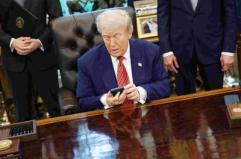 Trump pubblica i messaggi privati di Macron. Ma cosa rischia (in Italia) chi fa come lui?