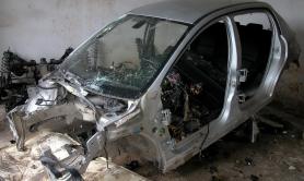 Foggia, carcasse di auto rubate scoperte in una masseria didattica