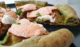 Pizza impasto canapa con pomodori secchi e salmone - A cura del pizzaiolo Luigi Stamerra