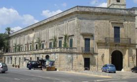 Poggiardo, si dimettono tutti i consiglieri comunali, decade il sindaco