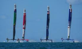 Taranto, conto alla rovescia: catamarani volanti in arrivo