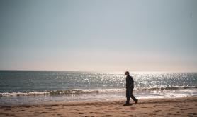 Tra legno, mare e vento: il nuovo viaggio sonoro di Diego Ceo parte dalla Puglia e guarda lontano