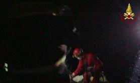 Porto Selvaggio, donna resta bloccata sulla scogliera: salvata dai vigili del fuoco