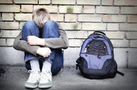 Orrore nel Brindisino, 11enne disabile bullizzato e abusato: denunciato un 14enne