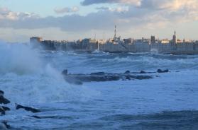 Ultimo giorno del 2025 all'insegna del maltempo: scatta l'allerta meteo in Puglia, vento forte e burrasca fino a domani sera