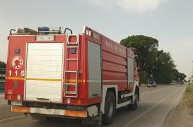 Maltempo nel Tarantino, strade allagate e alberi caduti per il vento