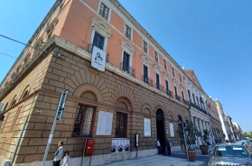 Bari, scintille in consiglio: Carrieri chiama gli stranieri «nordafricani neri» accusato di razzismo