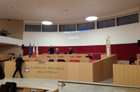 Regionali, tutti con Decaro. E per le liste civiche spunta il filtro anti-impresentabili