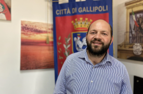 Gallipoli, il sindaco Minerva annuncia le dimissioni: si candiderà alle Regionali con il Pd