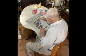 Pallavolo, a Squinzano un tifo speciale: Vito De Giorgi, 100 anni, legge sulla «Gazzetta» il figlio Fefè campione del mondo