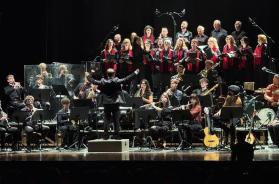 Manfredonia, lutto nella New Generation Wind Orchestra: flautista 38enne si toglie la vita. Scattano le indagini Manfredonia, lutto nella New Generation Wind Orchestra: flautista 38enne si toglie la vita. Scattano le indagini