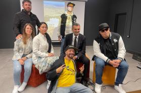 Regionali, sette rapper pugliesi firmano l'«inno elettorale» di Antonio Decaro: «Puglia che spera» VIDEO Regionali, sette rapper pugliesi firmano l'«inno elettorale» di Antonio Decaro: «Puglia che spera» VIDEO