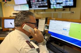 Andria, chiama anziana chiedendo 14mila euro per un incidente causato dal marito, ma è morto da anni: arrestato truffatore Andria, chiama anziana chiedendo 14mila euro per un incidente causato dal marito, ma è morto da anni: arrestato truffatore