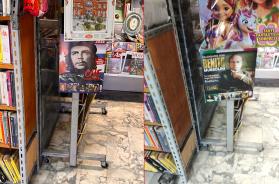 Dal Duce a Che Guevara: il calendario dell'edicola del Tribunale di Bari cambia faccia (e ideologia) Dal Duce a Che Guevara: il calendario dell'edicola del Tribunale di Bari cambia faccia (e ideologia)