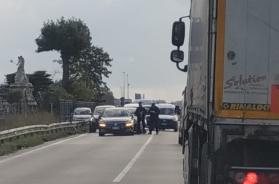 Surano, dopo la pioggia maxi tamponamento sulla statale: coinvolte 4 auto