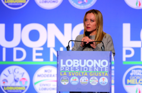 Meloni: «La Puglia terra che amo, non escludo di prendere una casa»