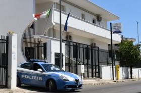 Presicce-Acquarica, fruttivendolo arrestato per spaccio: nascondeva la cocaina nel gazebo del negozio