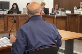 Fisioterapista ucciso a Bari, la difesa del killer: «Se l’ambulanza fosse arrivata prima Di Giacomo si sarebbe potuto salvare» Fisioterapista ucciso a Bari, la difesa del killer: «Se l’ambulanza fosse arrivata prima Di Giacomo si sarebbe potuto salvare»