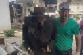 Scatta selfie con un cadavere, l'orrore in un cimitero del Salento: a processo per vilipendio di cadavere Scatta selfie con un cadavere, l'orrore in un cimitero del Salento: a processo per vilipendio di cadavere