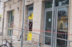 «Bancomat e postamat fuori uso: stop alle spese di commissione» «Bancomat e postamat fuori uso: stop alle spese di commissione»