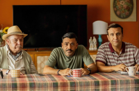 Pio e Amedeo, esordio alla regia del duo foggiano in «Oi vita mia», con Lino Banfi. E sabato i due saranno a Bari, al Galleria