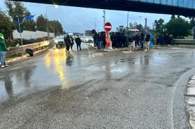 Ex Ilva, proteste e mobilitazione continua a Taranto. Solidarietà da appalto Eni a lavoratori: domani sciopero Ex Ilva, proteste e mobilitazione continua a Taranto. Solidarietà da appalto Eni a lavoratori: domani sciopero