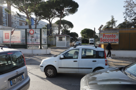 Bari, via Amendola congestionata dal traffico: e da gennaio si salvi chi pu&ograve;