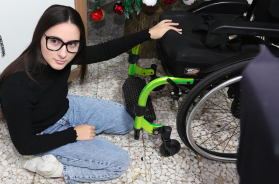 &laquo;Sono Rosa e non riesco a camminare&raquo;. La richiesta di aiuto di una 14enne di Rutigliano postata su TikTok