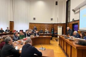 Santeramo in Colle, Natuzzi annuncia 479 esuberi e la chiusura di due stabilimenti VIDEO Santeramo in Colle, Natuzzi annuncia 479 esuberi e la chiusura di due stabilimenti VIDEO