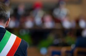 Aggressioni e minacce, in Puglia il numero pi&ugrave; alto di amministratori locali &laquo;sotto tiro&raquo;. Decaro: &laquo;Un dato che non sorprende&raquo;