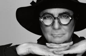 Renato Zero conquista Bari: diventano quattro le date al PalaFlorio per L'Orazero in Tour, si aggiunge il 12 aprile