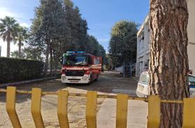 Rutigliano, termosifoni spenti nella scuola: centralina va in sovraccarico per le stufette e prende fuoco