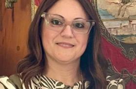 San Severo, esplode bomba carta davanti alla casa della consigliera comunale Damone: indagini in corso San Severo, esplode bomba carta davanti alla casa della consigliera comunale Damone: indagini in corso