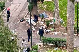 Bari, spaccio e bivacchi: piazza Umberto ancora nel caos. I residenti: &laquo;Scriviamo al questore&raquo;