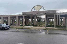 Bari, l'illegalit&agrave; &laquo;normale&raquo; tra Enziteto e Catino: monovani e posti auto nelle mani degli abusivi