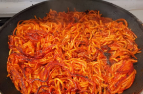 Con gli spaghetti all'assassina la Puglia festeggia il 4° posto tra i PAT, Prodotti Agroalimentari Tradizionali Italiani Con gli spaghetti all'assassina la Puglia festeggia il 4° posto tra i PAT, Prodotti Agroalimentari Tradizionali Italiani