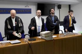 Casapound, la difesa dei 12 condannati: &laquo;Mai contestata la ricostituzione del partito fascista&raquo;