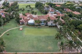 Usa, uomo armato entra a Mar-a-Lago: ucciso dal Secret Service. In casa c'era Trump
