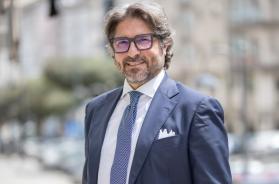 Bloccato a Dubai, il consigliere potentino Di Noia denuncia: &laquo;Dov'&egrave; lo Stato per i cittadini italiani?&raquo;