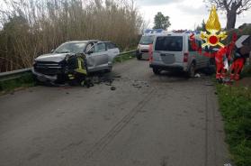 Schianto mortale sulla circonvallazione di Oria: perde la vita un 46enne, due feriti