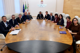 Puglia, l'aumento dell'Irpef tra giunta e consiglio: ora la disputa sull'iter da seguire