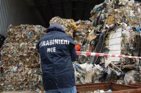 Trafficavano rifiuti dalla Puglia al Molise, conclusa l'indagine della Dda: 17 gli indagati