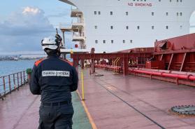 Taranto, la guardia costiera blocca nave panamense nel porto: ha gravi carenze tecniche