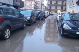 Bari, al San Pasquale la griglia non funziona e la via si allaga. Scaramuzzi: &laquo;Verificheremo le pertinenze&raquo;