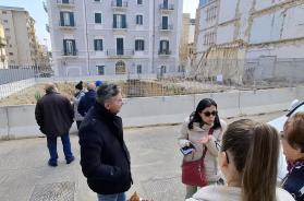 Bari, i mille oggetti recuperati dalle macerie di via Pinto tornano ai proprietari: &laquo;Ma la procedura &egrave; complicata&raquo;