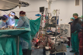 Al Giovanni XXIII dopo cinque anni è ripartita la cardiochirurgia pediatrica: già dieci bambini in lista d'attesa Al Giovanni XXIII dopo cinque anni è ripartita la cardiochirurgia pediatrica: già dieci bambini in lista d'attesa