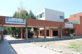 Barletta, studente disabile minaccia con un coltello un collaborato scolastico: non voleva rientrare in aula