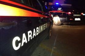 Bari, 58enne esce di casa per cercare il figlio e viene picchiato da un gruppo di 20enni: si cerca il branco Bari, 58enne esce di casa per cercare il figlio e viene picchiato da un gruppo di 20enni: si cerca il branco
